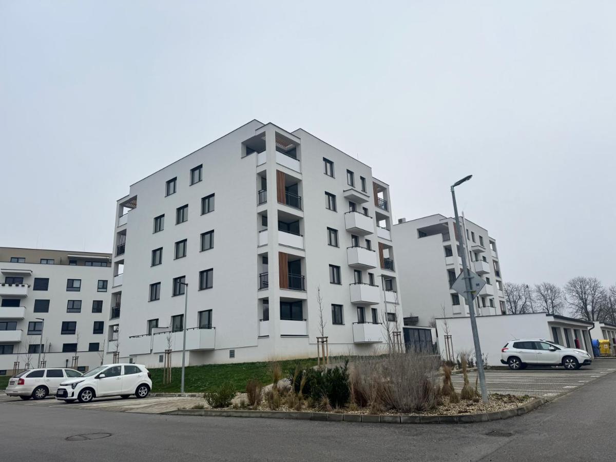Image 2 of Luxury Apartment with Parking in Trenčín