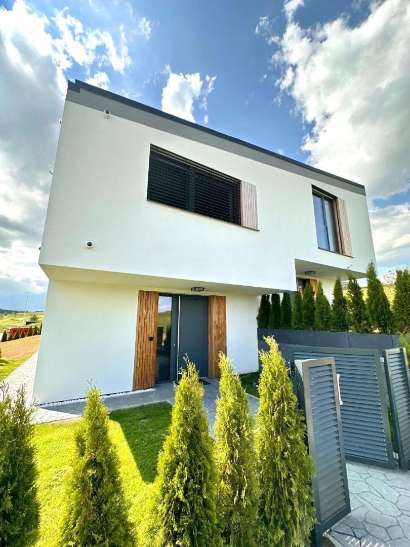 Image 4 of Luxury Apartments