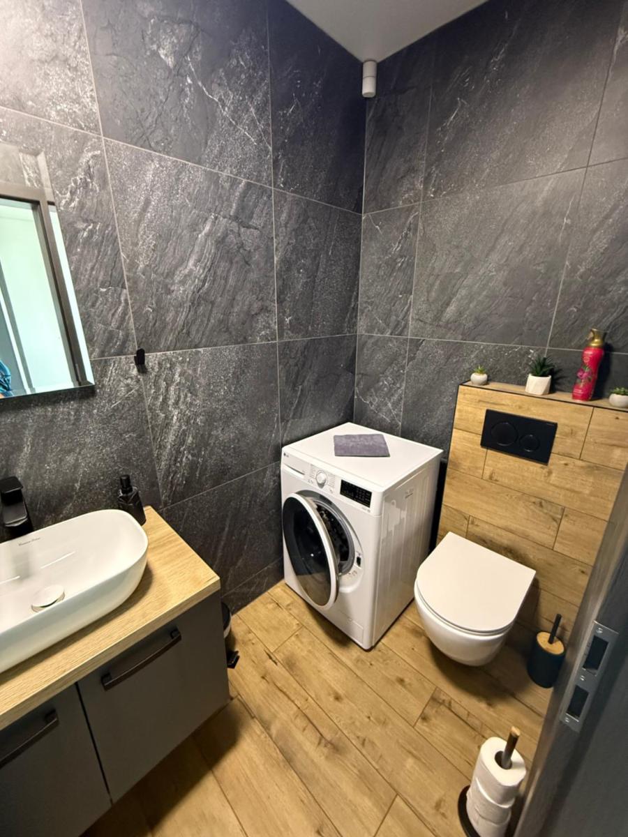 Image 2 of Luxury Apartments