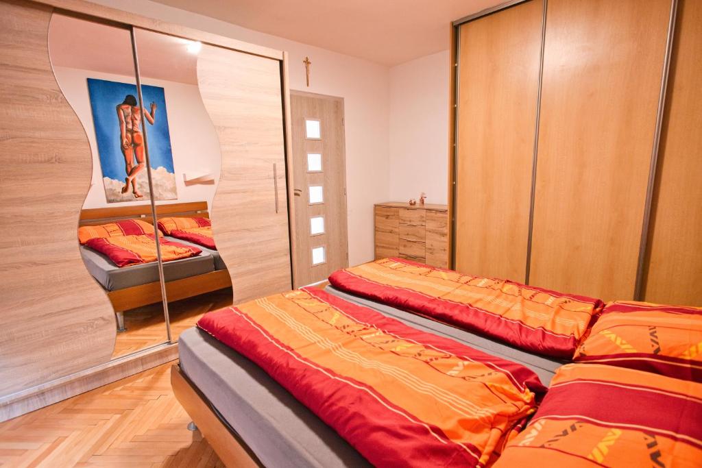 Image 1 of Mestsky byt – City Flat & 24h self check-in & 62m2 & Free Parking