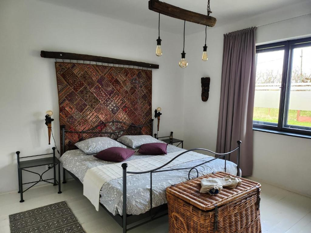 Image 1 of Moongardenhouse