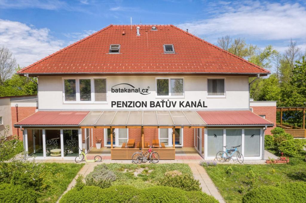 Image 1 of Penzion Baťův kanál