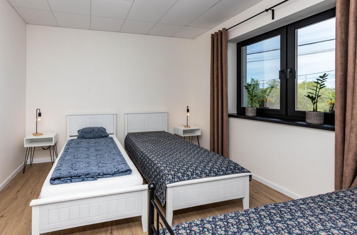 Image 3 of Private Sunny Apt With Free Parking 24-7 self check-in