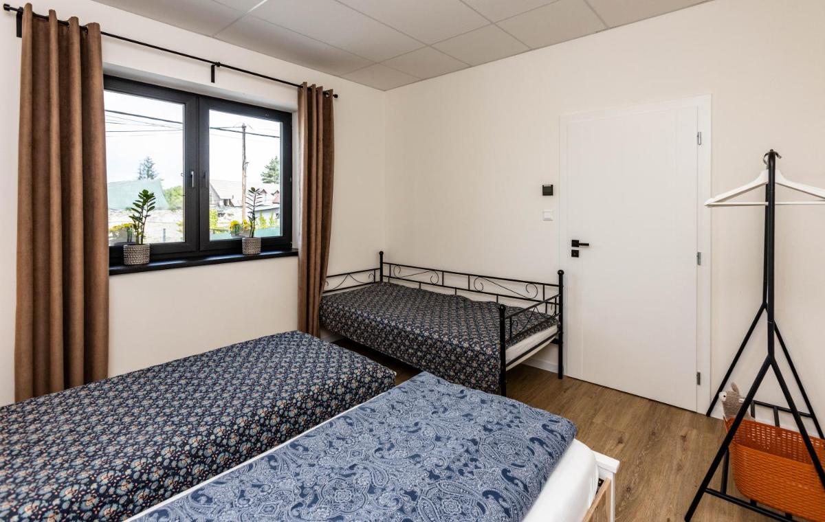 Image 4 of Private Sunny Apt With Free Parking 24-7 self check-in