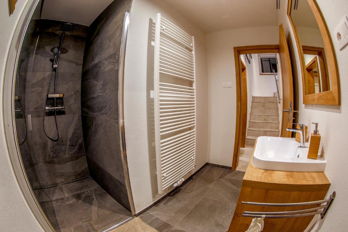 Image 3 of RELAX TATRAS