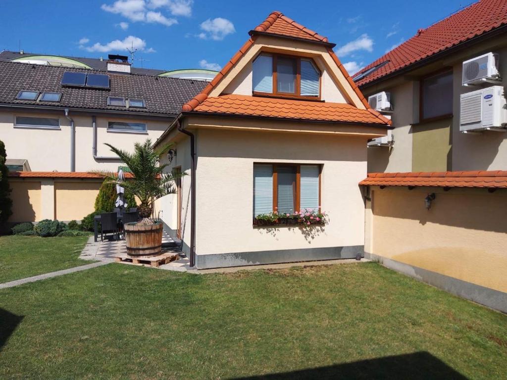Image 1 of RRR Apartmány