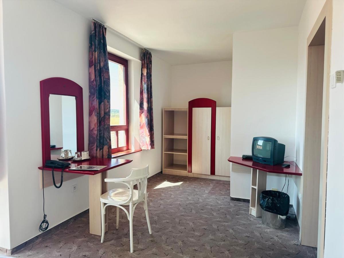 Image 4 of Reduta – economy rooms
