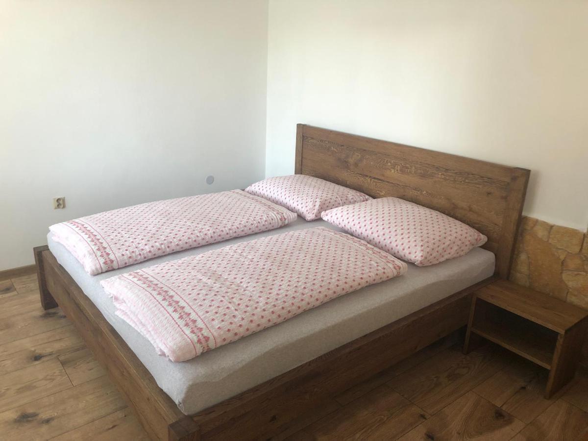 Image 2 of Relax 38