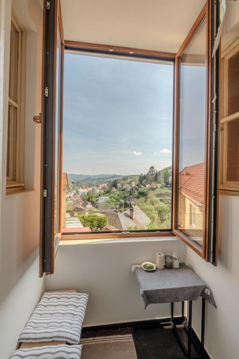 Image 5 of Romantic apartment in the city centre