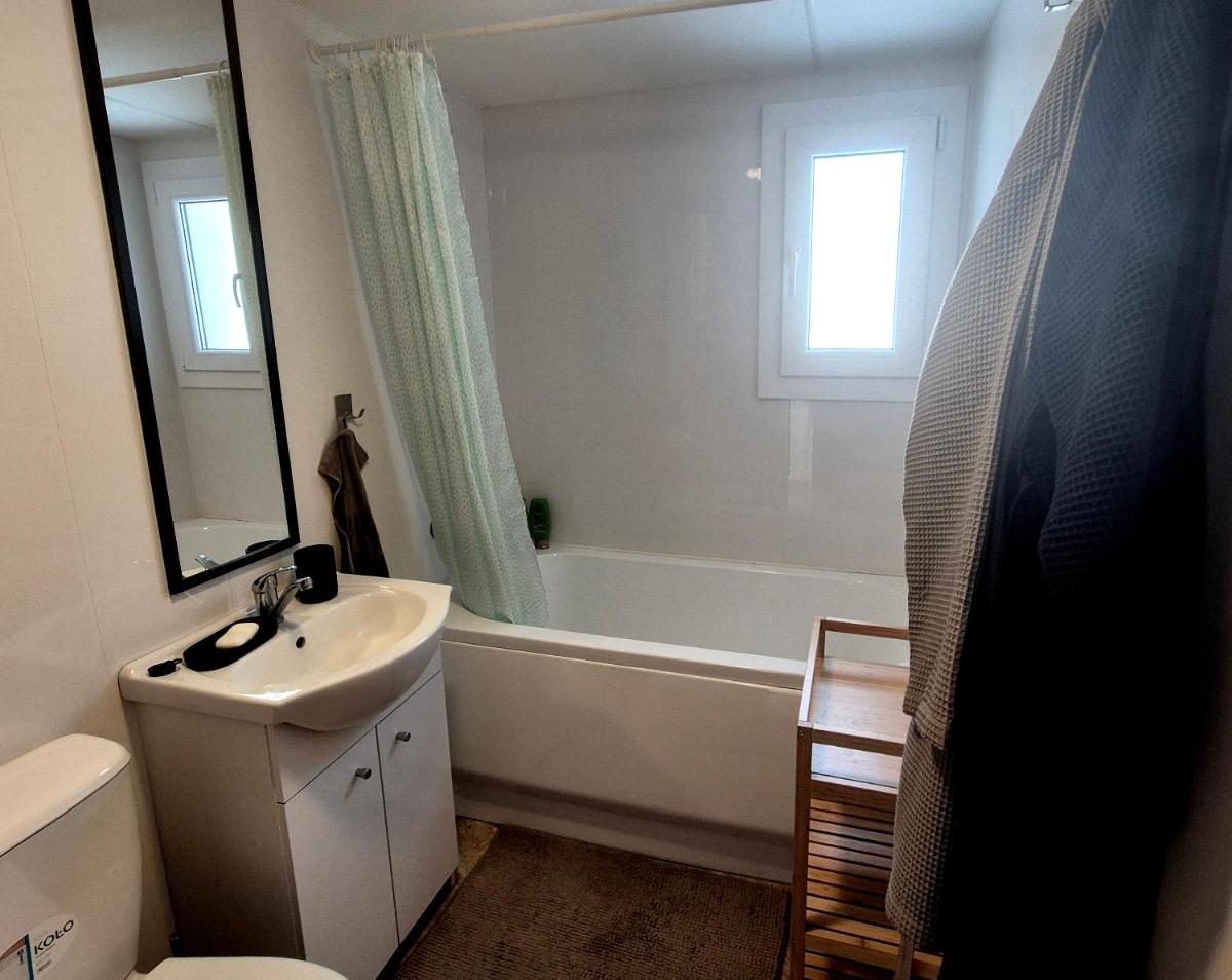 Image 3 of Sauna v lese