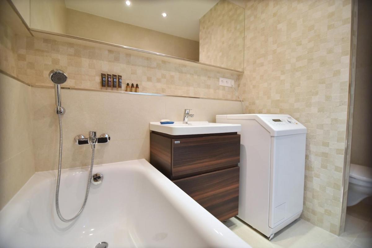 Image 3 of Self Check-In – Central – Cook Like Home