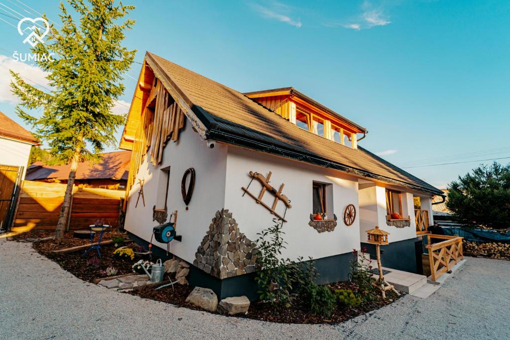Image 1 of Šumiac Village – Jedinečné ubytovanie s wellnessom pod Kráľovou hoľou