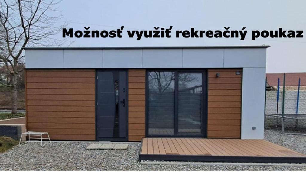 Image 1 of Tajný house