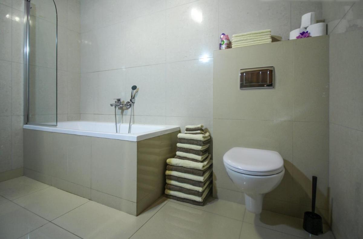 Image 3 of Tatragolf Apartment B407