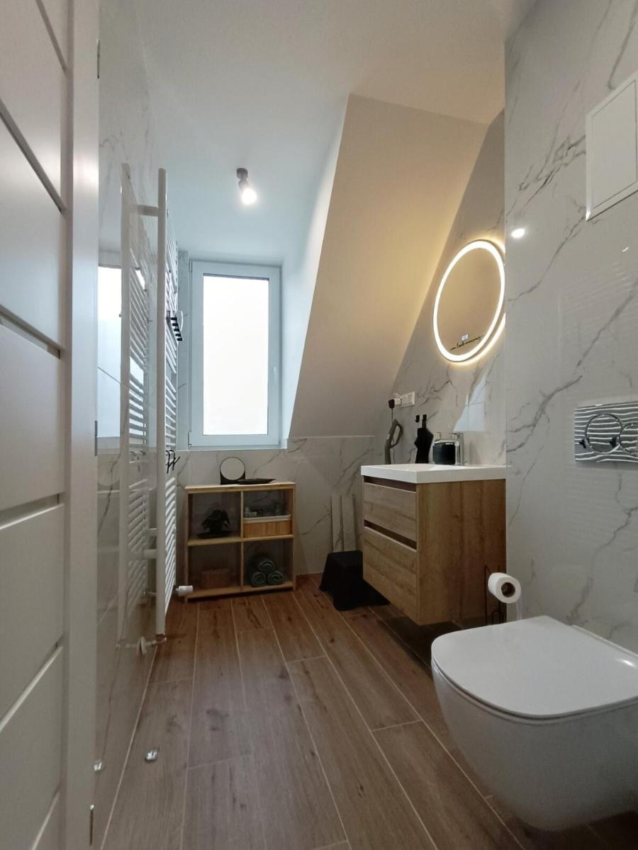 Image 5 of The Square & Cozy apartment