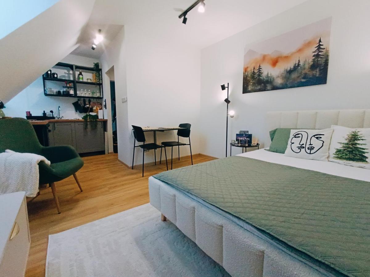 Image 3 of The Square & Cozy apartment