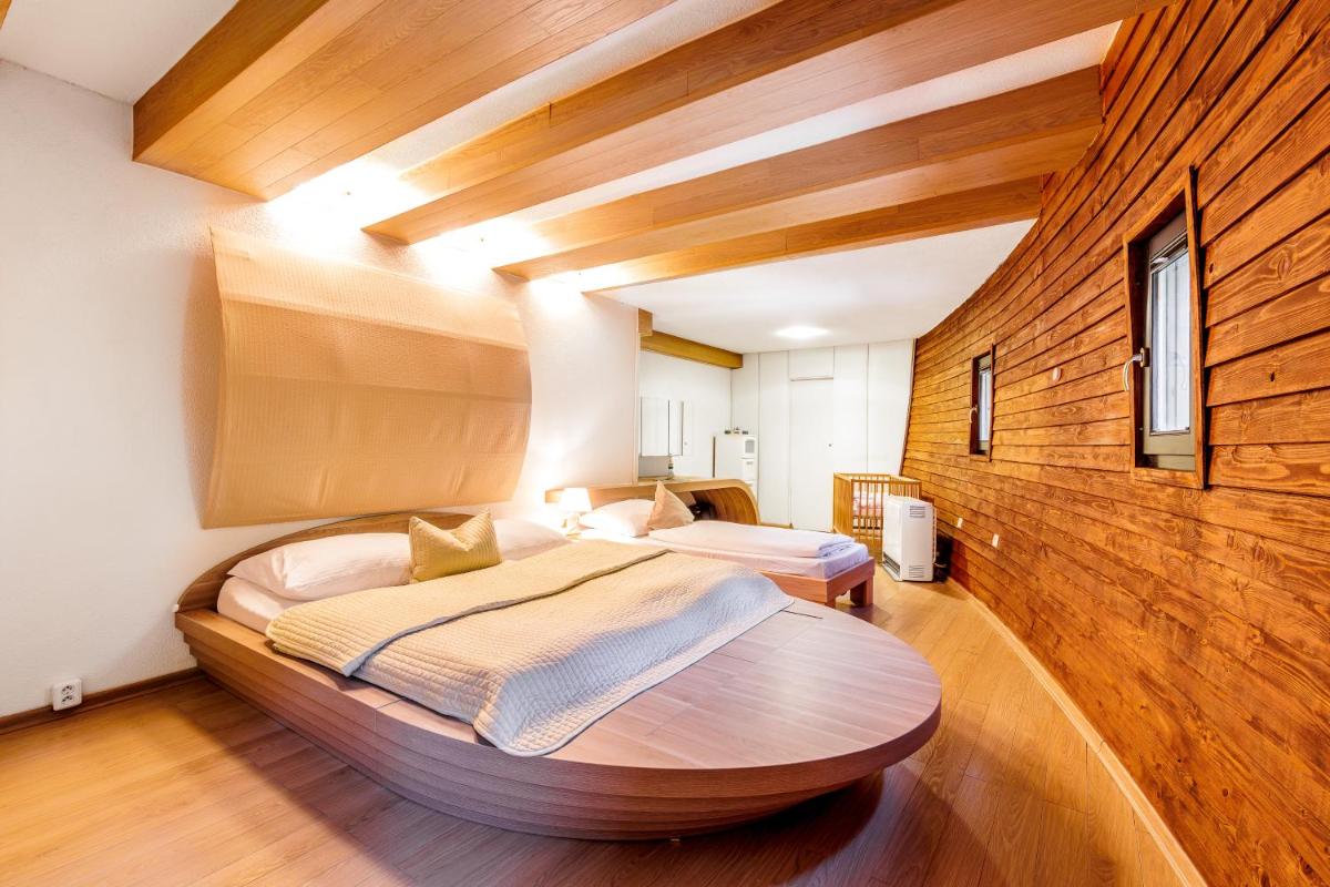 Image 4 of Unique Boat Shaped House at Lakefront #instaWORTH