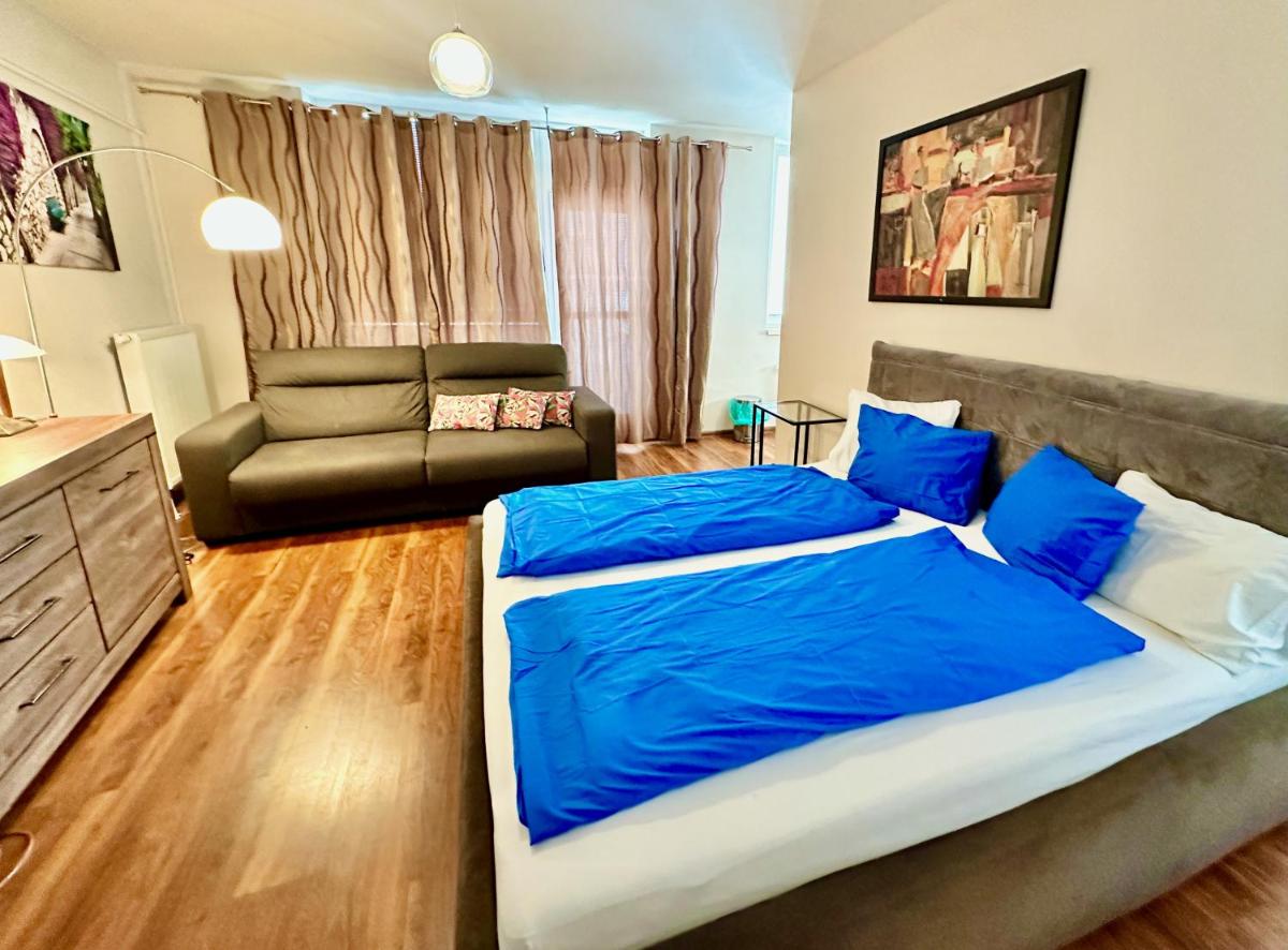 Image 2 of Unique main square apartment