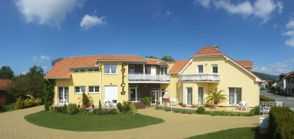 Image 1 of Vila Patricie