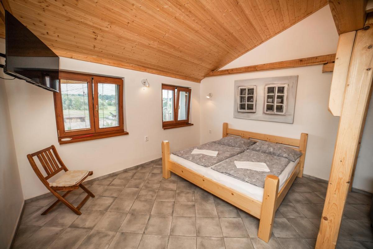 Image 2 of Vinný sklep Kovárna – Nad Presovnou
