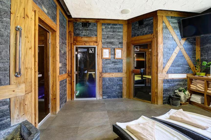 Image 3 of Vysoké Tatry apartmán 310 Tatranská Lomnica – s balkónom – výhľad na Tatry