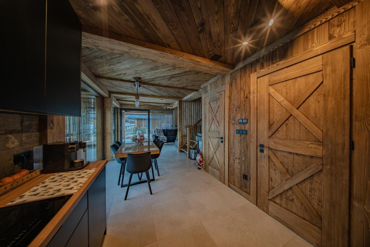 Image 4 of WHITE BROOK Luxury Chalets with Jacuzzi – Dolina Chochołowska – Kościelisko – Zakopane – Tatry