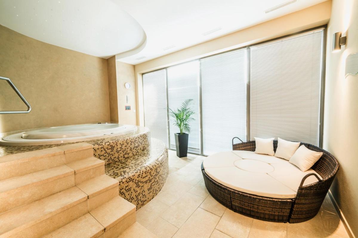 Image 2 of Wellness Hotel Panorama
