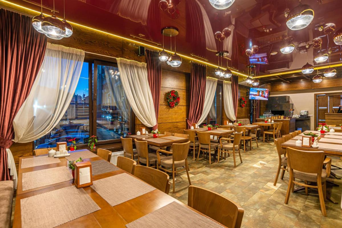 Image 5 of Amarena SPA Hotel – Breakfast included in the price Spa Swimming pool Sauna Hammam Jacuzzi Restaurant inexpensive and delicious food Parking area Barbecue 400 m to Bukovel Lift 1 room and cottages