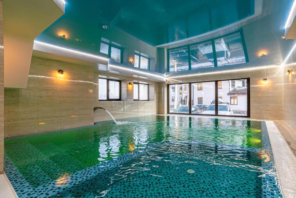 Image 1 of Amarena SPA Hotel – Breakfast included in the price Spa Swimming pool Sauna Hammam Jacuzzi Restaurant inexpensive and delicious food Parking area Barbecue 400 m to Bukovel Lift 1 room and cottages