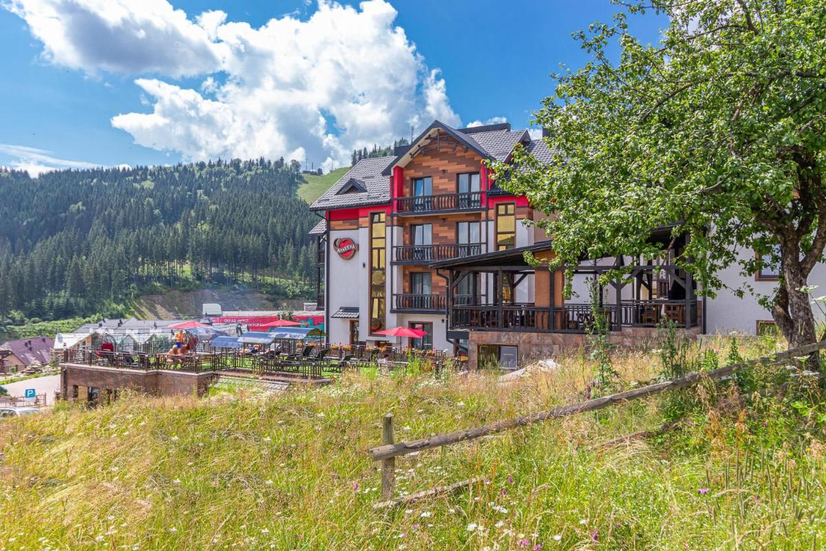Image 3 of Amarena SPA Hotel – Breakfast included in the price Spa Swimming pool Sauna Hammam Jacuzzi Restaurant inexpensive and delicious food Parking area Barbecue 400 m to Bukovel Lift 1 room and cottages
