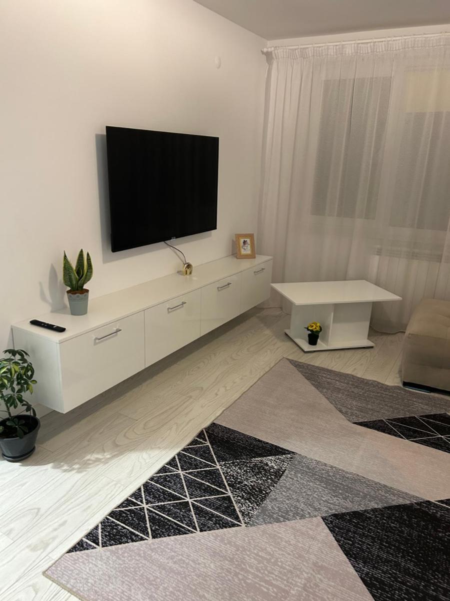 Image 2 of Apartament Central