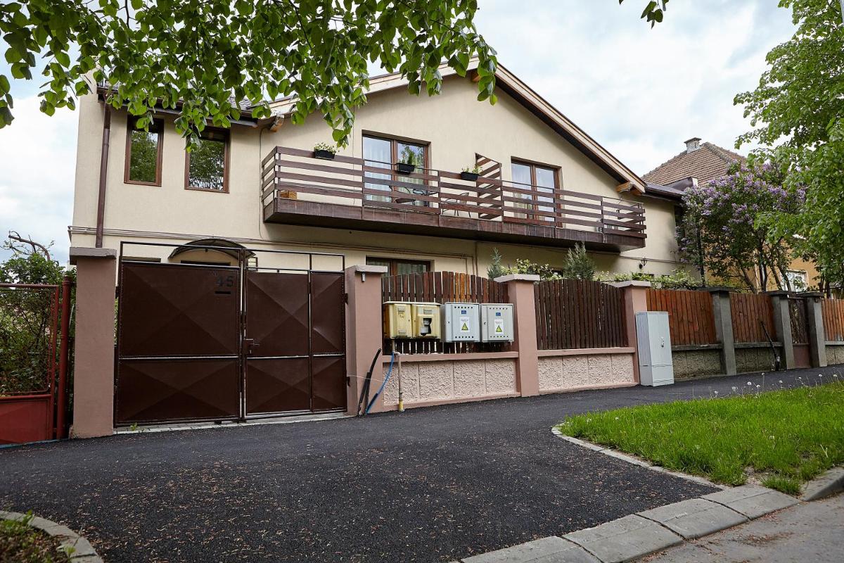 Image 3 of Apartament Rozelor