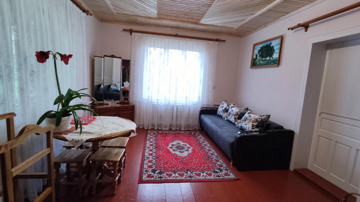 Image 2 of Bat’kivska Hata