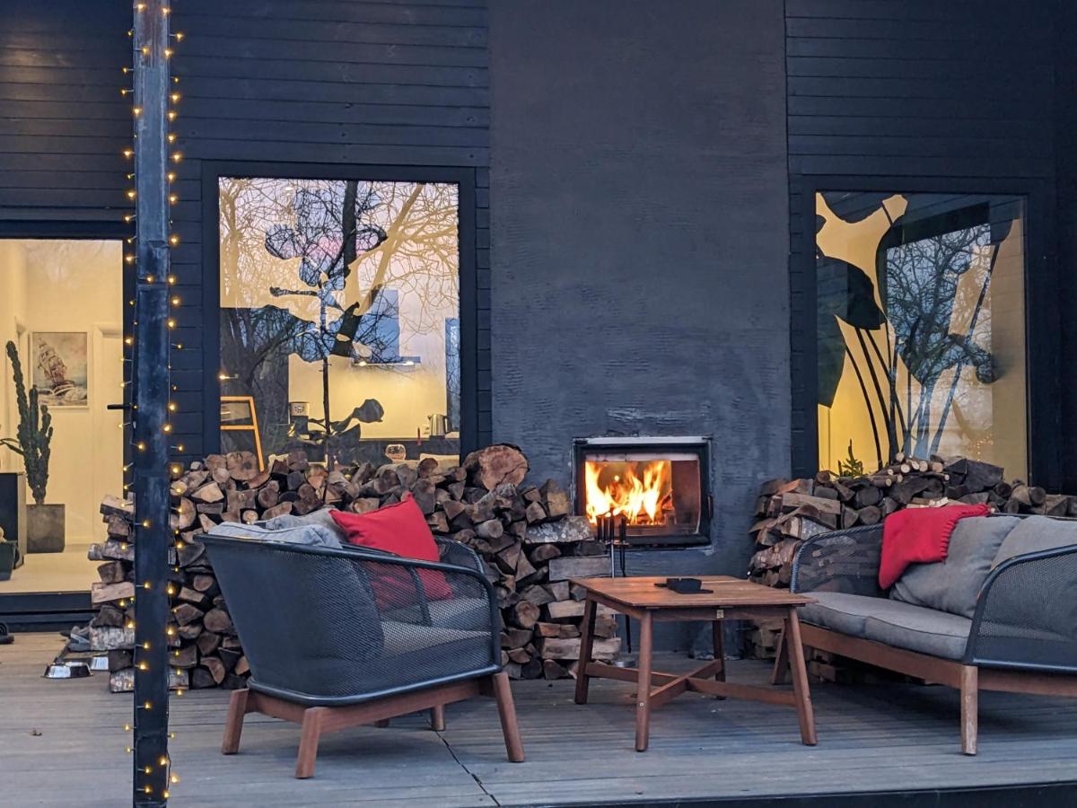Image 3 of Black Walnut House with indoor outdoor fireplace