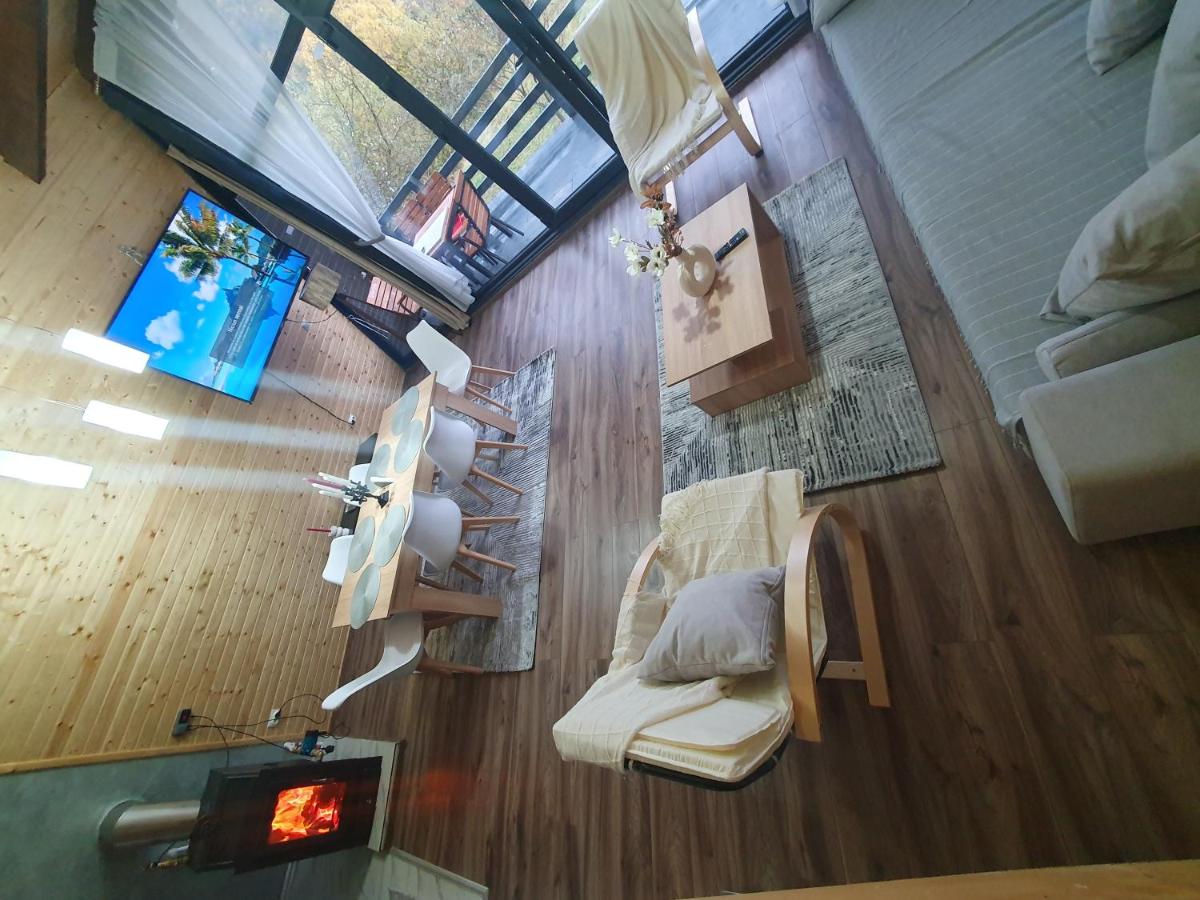 Image 3 of Cabana Apuseni Forest
