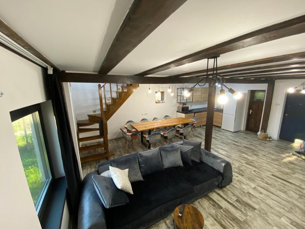 Image 3 of Cabana C