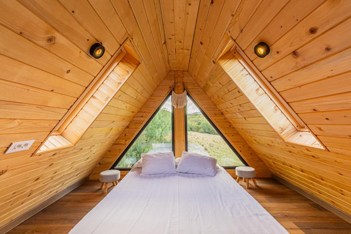 Image 2 of Cabana Timbernest