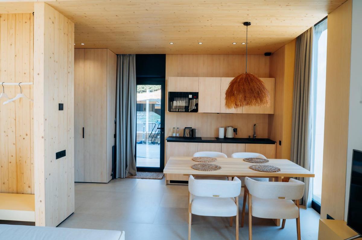 Image 4 of Calm Luxury Chalet Natural Apartments