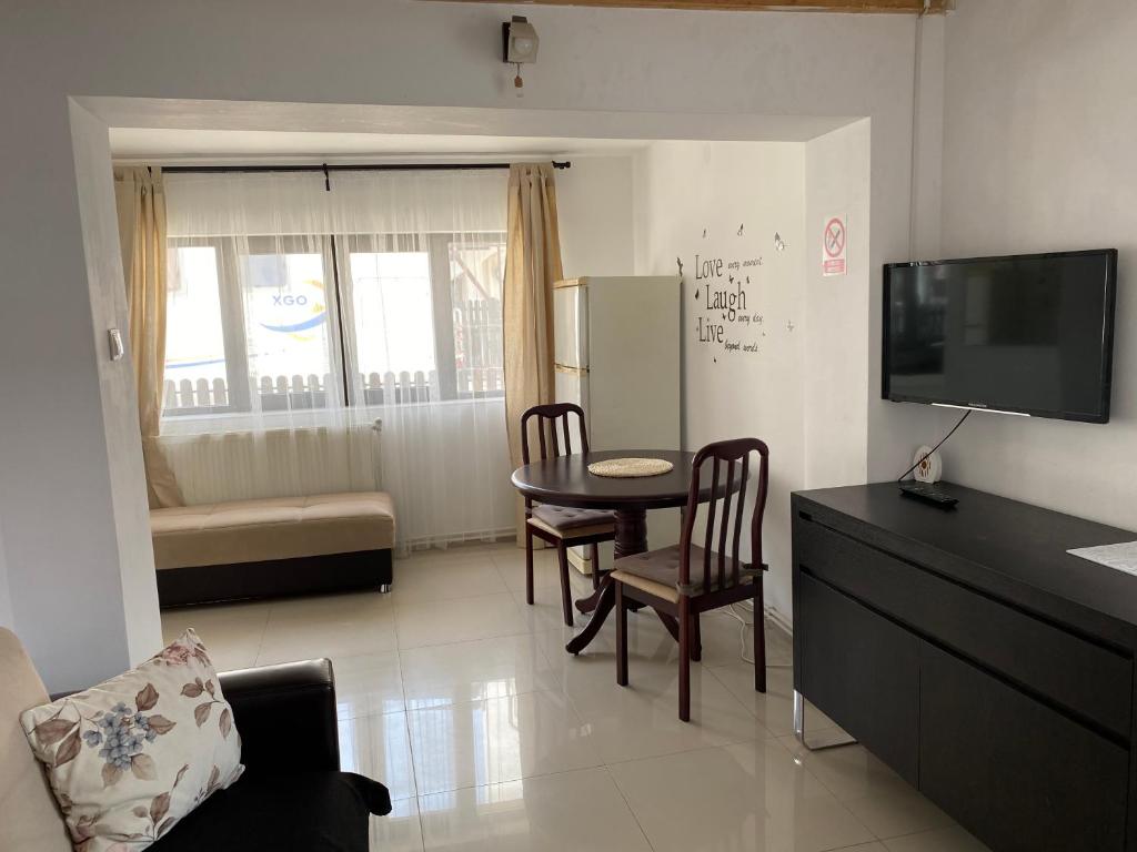 Image 1 of Casa Antonia Busteni