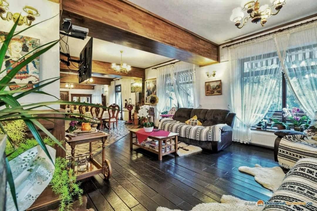 Image 2 of Casa Baciu
