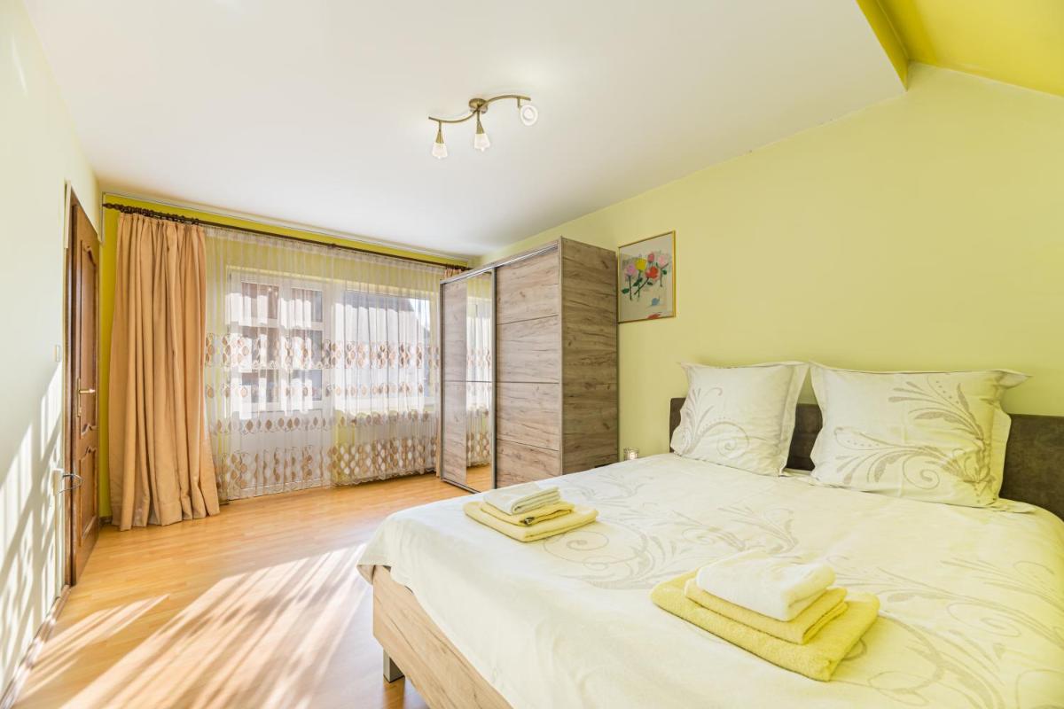 Image 2 of Casa David