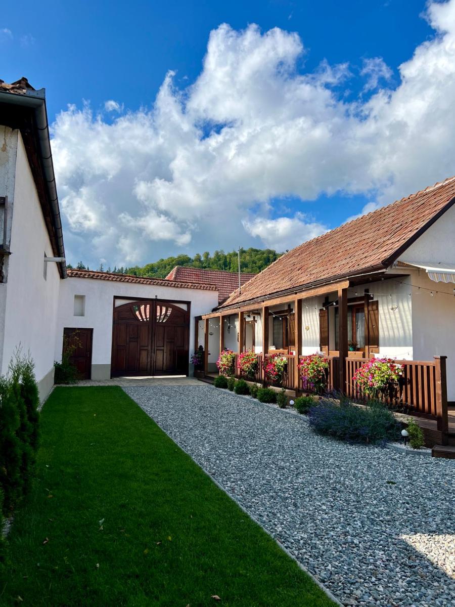 Image 4 of Casa Matteo – Rustic & cosy getaway in Zărnești