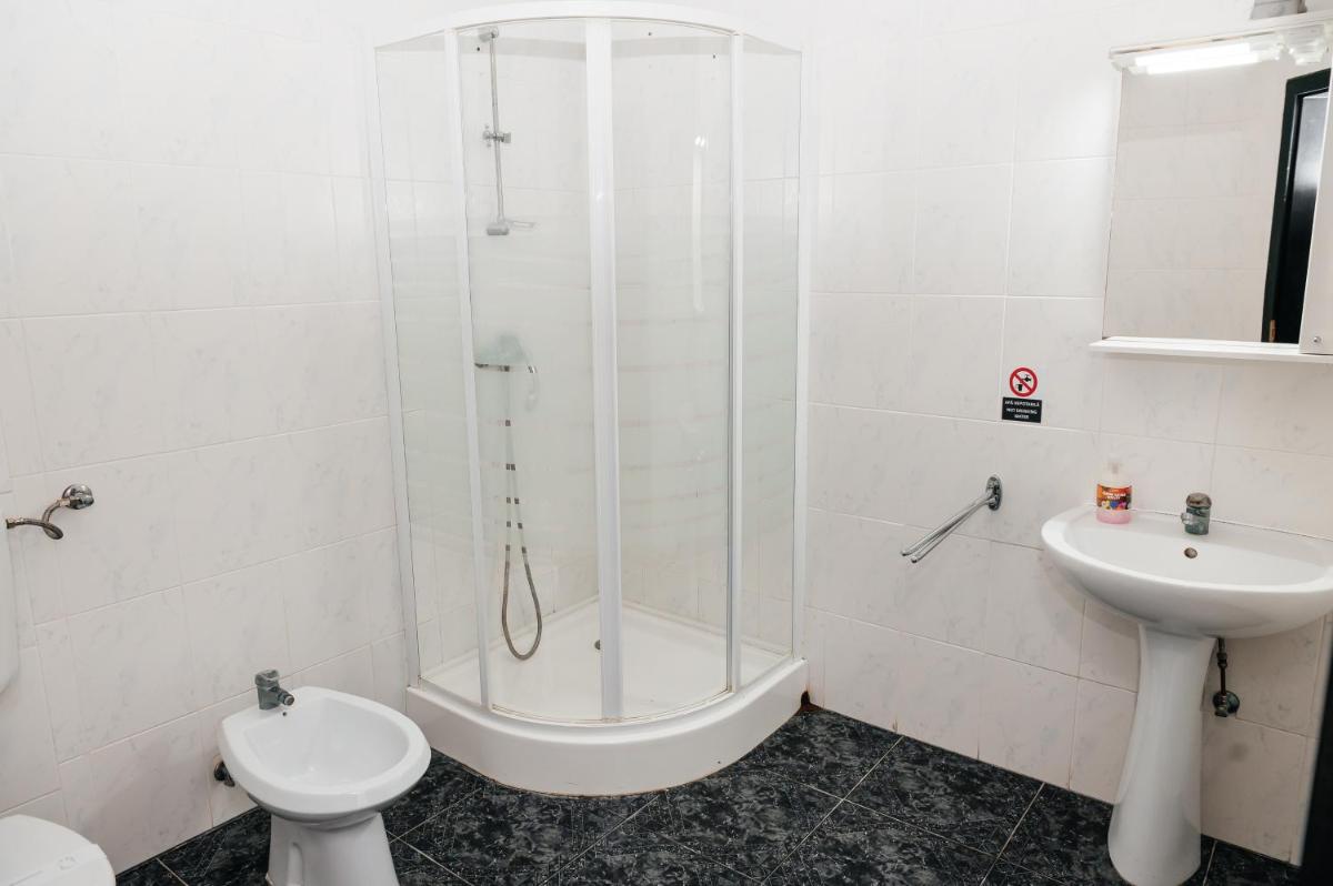 Image 3 of Casa Octavian
