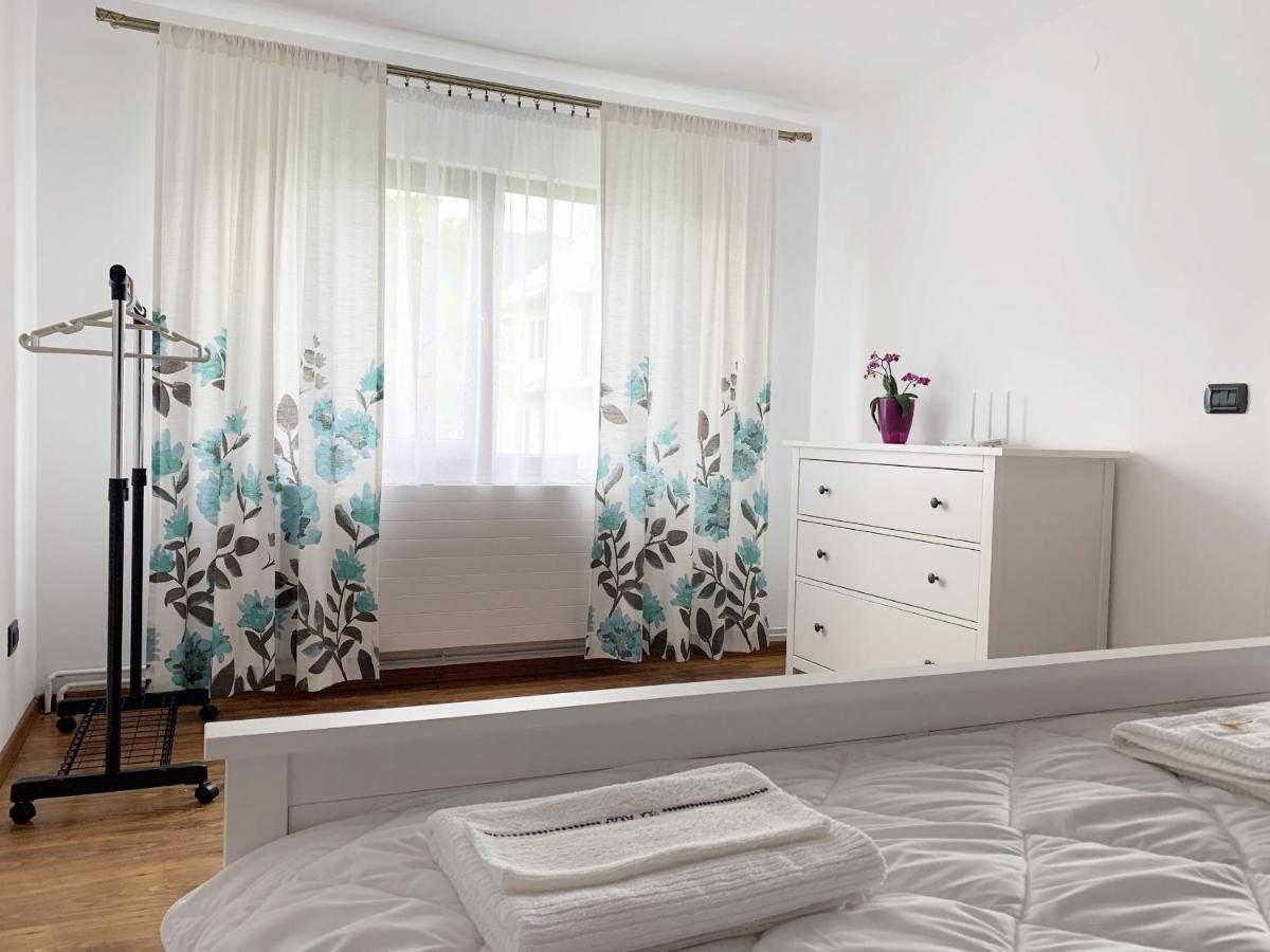 Image 4 of Casuta Fulgu – sa te simti ca acasa!