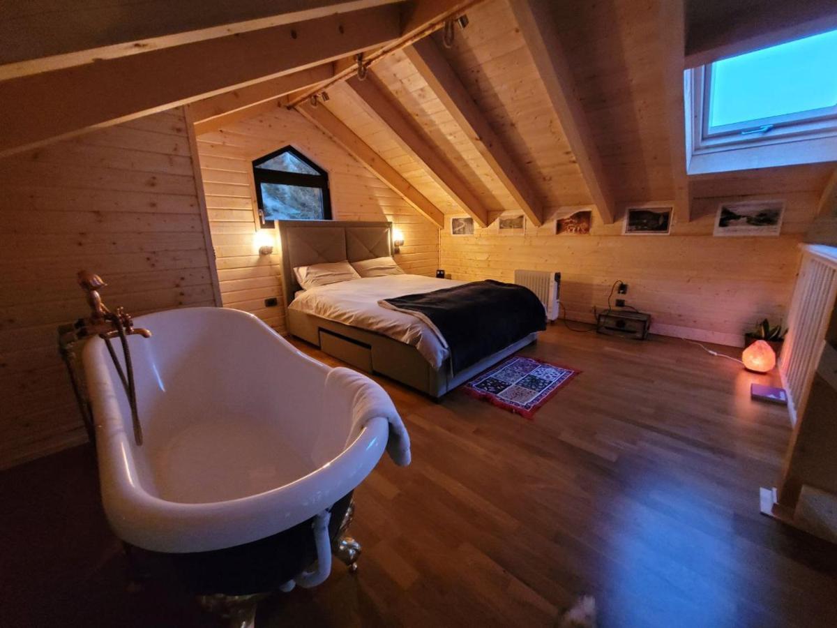 Image 2 of Cazare Cabana Pensiuni Vatra Dornei Bucovina cu Ciubar