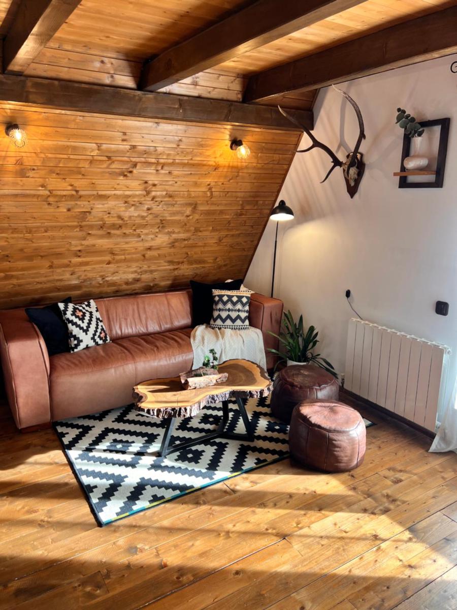 Image 2 of Chalet A Baisoara – Piscină încălzită – Pârtii în apropiere