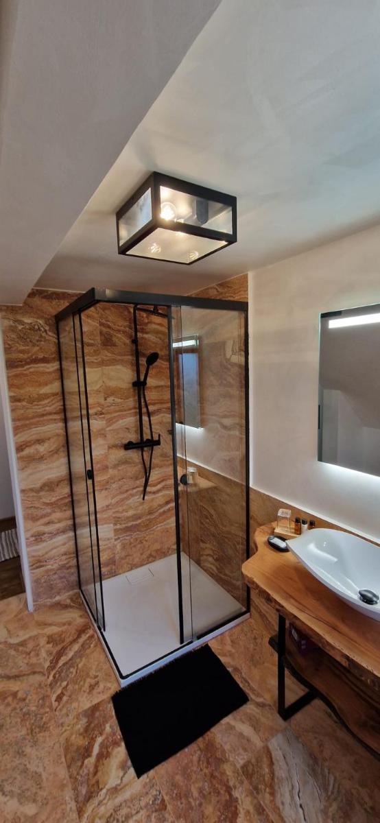 Image 5 of Chalet Poarta