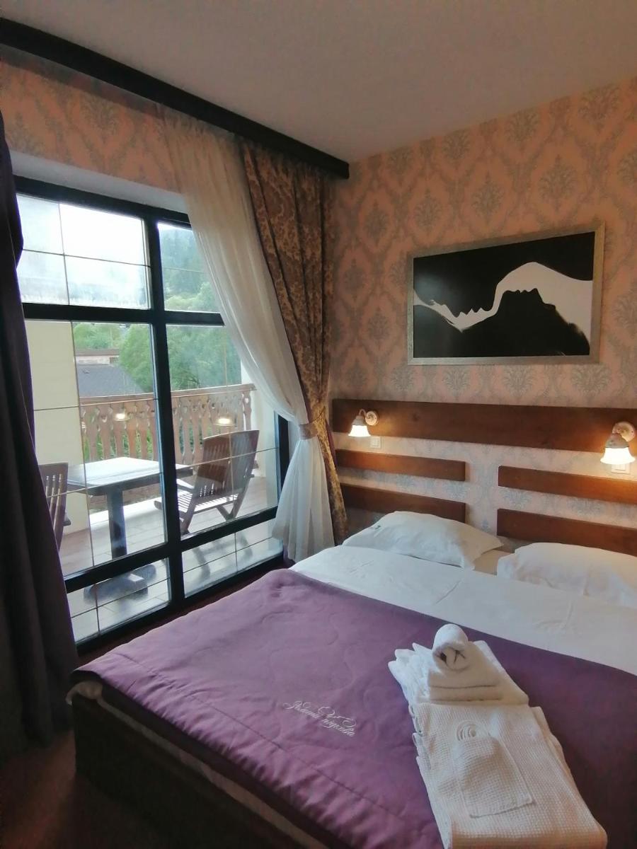 Image 4 of Chalet Zolota Pidkova & River