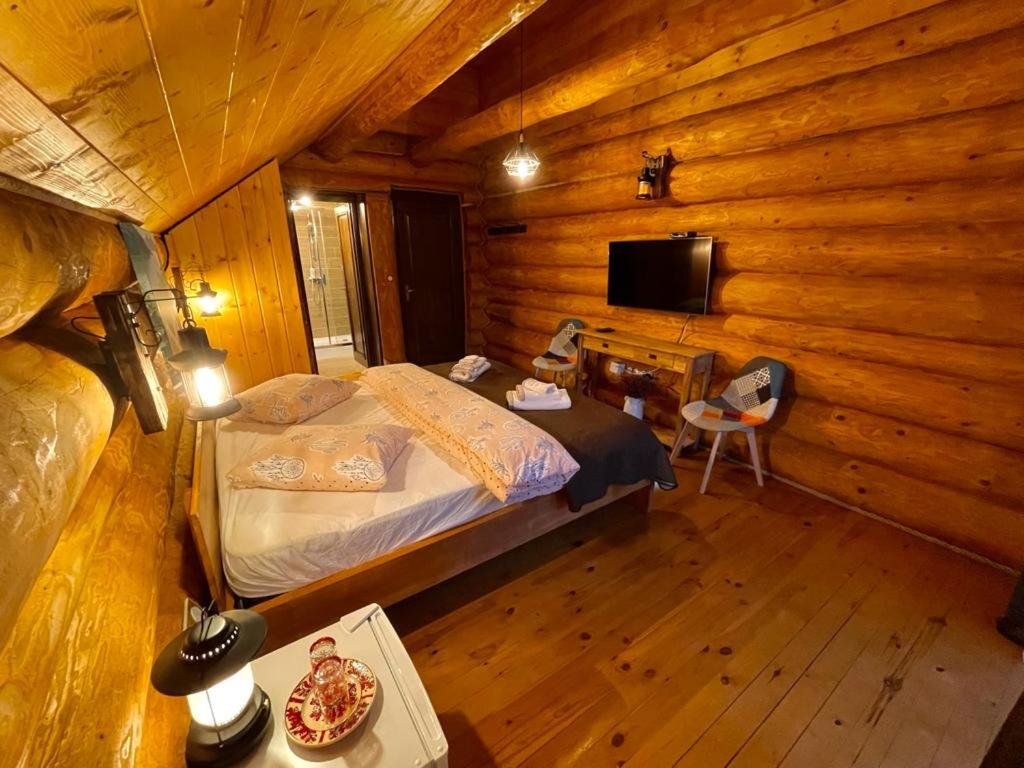 Image 5 of Chalet du Lac