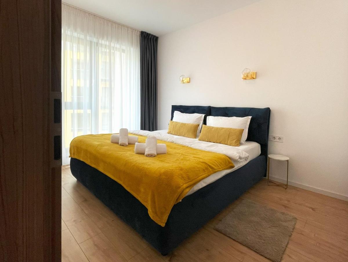 Image 2 of Chic Apartment in Cosmopolit Residence